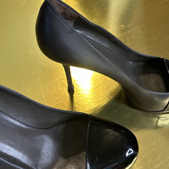 YSL Yves Saint Laurent gray and black patent leather platform high heel pump 37 - Picture 2 of 10